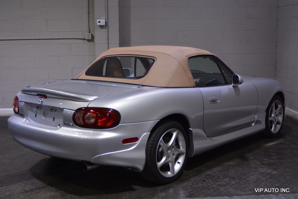 2002 Mazda MX-5 Miata 2dr Convertible LS Automatic - 22545930 - 43