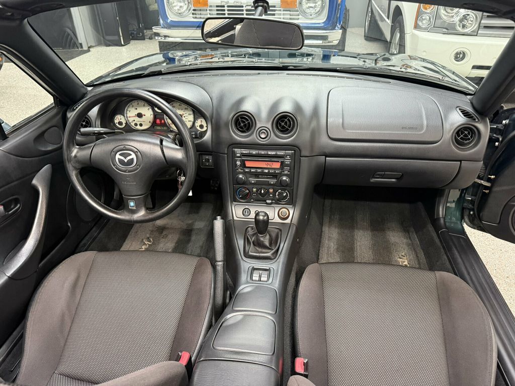 2002 Mazda MX-5 Miata 5 Speed Manual/Power Windows-Locks/Great MPG/LOW MILES!! - 23072399 - 20