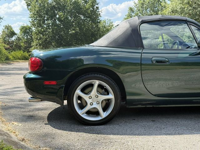 2002 Mazda MX-5 Miata 5 Speed Manual/Power Windows-Locks/Great MPG/LOW MILES!! - 23072399 - 8