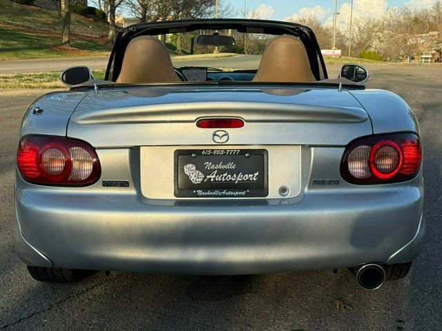 2002 Mazda MX-5 Miata LS, Rare Factory Hardtop, Appearance Pack 1, Rear Spoiler - 22995005 - 9
