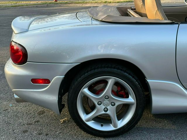 2002 Mazda MX-5 Miata LS, Rare Factory Hardtop, Appearance Pack 1, Rear Spoiler - 22995005 - 15