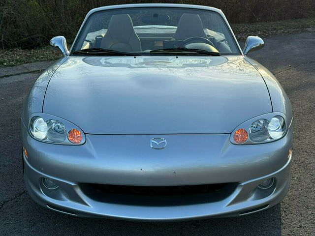 2002 Mazda MX-5 Miata LS, Rare Factory Hardtop, Appearance Pack 1, Rear Spoiler - 22995005 - 17