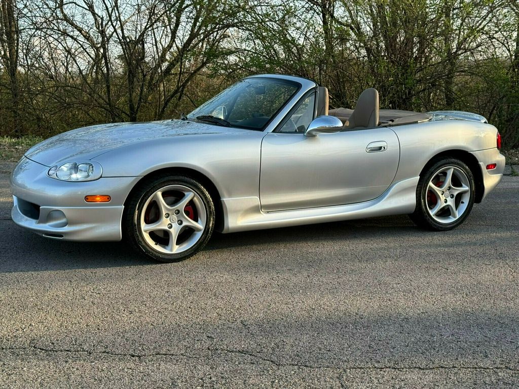 2002 Mazda MX-5 Miata LS, Rare Factory Hardtop, Appearance Pack 1, Rear Spoiler - 22995005 - 1