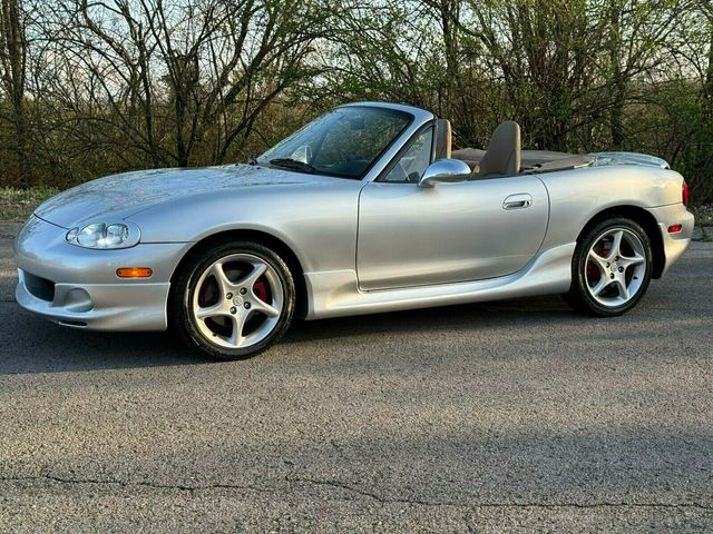2002 Mazda MX-5 Miata LS, Rare Factory Hardtop, Appearance Pack 1, Rear Spoiler - 22995005 - 1