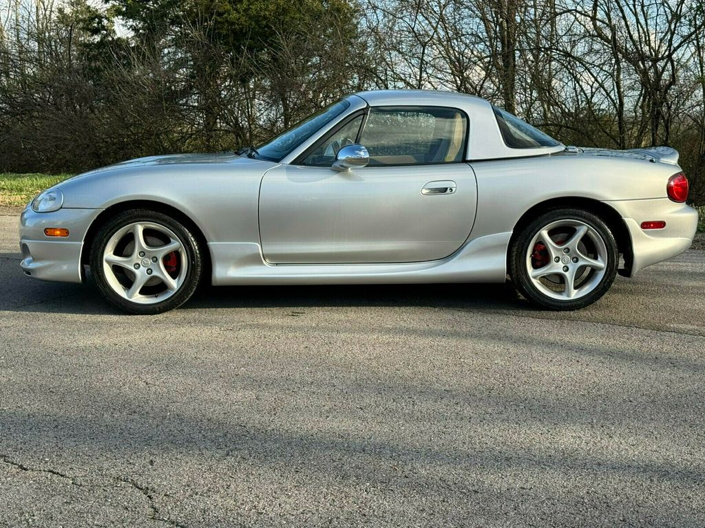 2002 Mazda MX-5 Miata LS, Rare Factory Hardtop, Appearance Pack 1, Rear Spoiler - 22995005 - 19