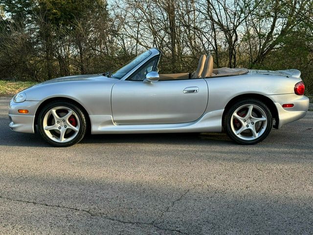 2002 Mazda MX-5 Miata LS, Rare Factory Hardtop, Appearance Pack 1, Rear Spoiler - 22995005 - 2