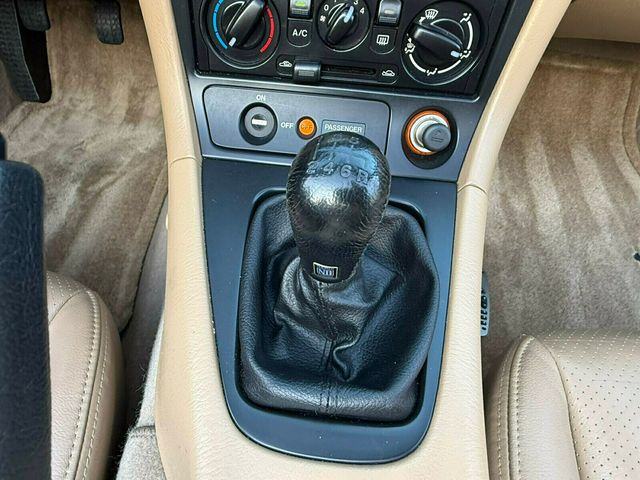 2002 Mazda MX-5 Miata LS, Rare Factory Hardtop, Appearance Pack 1, Rear Spoiler - 22995005 - 44