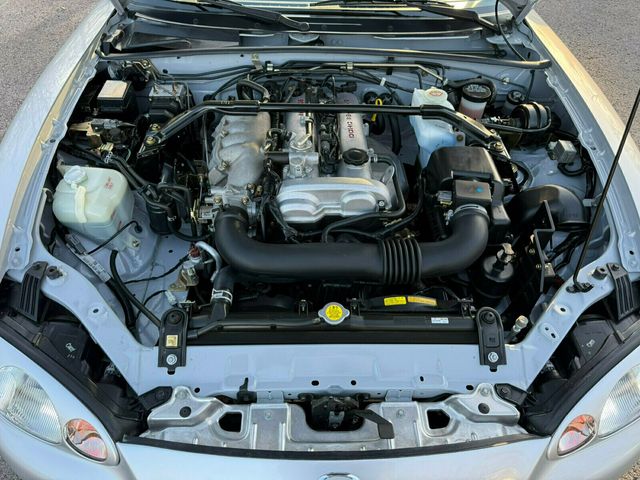 2002 Mazda MX-5 Miata LS, Rare Factory Hardtop, Appearance Pack 1, Rear Spoiler - 22995005 - 55