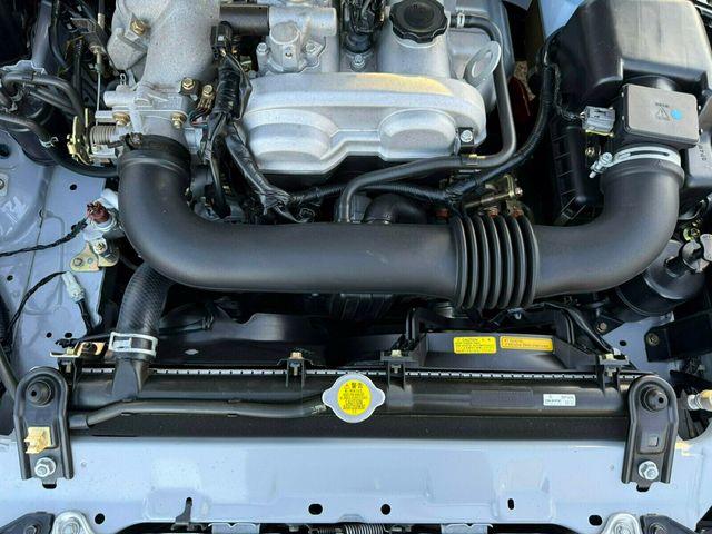 2002 Mazda MX-5 Miata LS, Rare Factory Hardtop, Appearance Pack 1, Rear Spoiler - 22995005 - 58