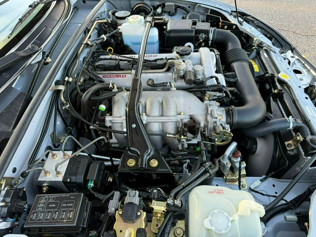 2002 Mazda MX-5 Miata LS, Rare Factory Hardtop, Appearance Pack 1, Rear Spoiler - 22995005 - 59