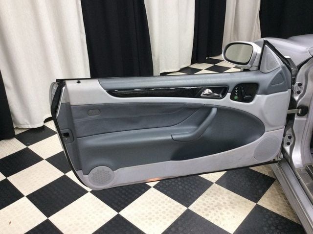 2002 Mercedes-Benz CLK CLK430 2dr Cabriolet 4.3L - 22945211 - 9