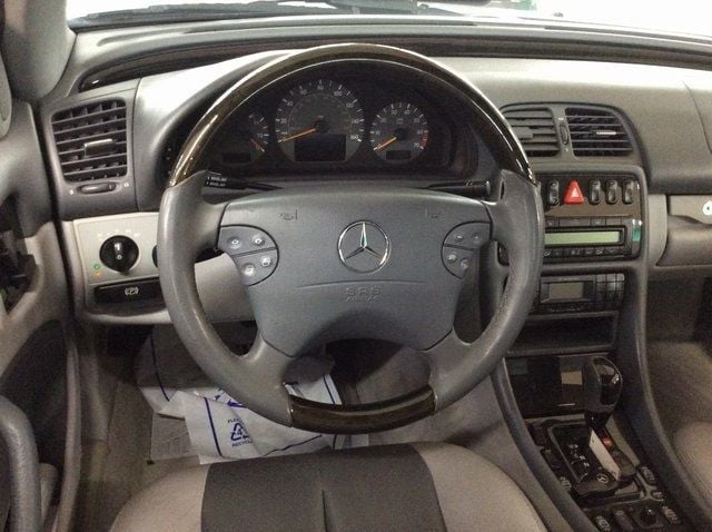 2002 Mercedes-Benz CLK CLK430 2dr Cabriolet 4.3L - 22945211 - 13