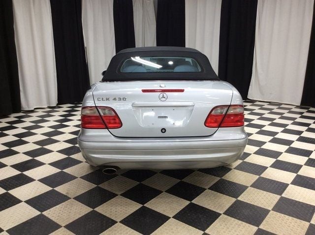 2002 Mercedes-Benz CLK CLK430 2dr Cabriolet 4.3L - 22945211 - 4