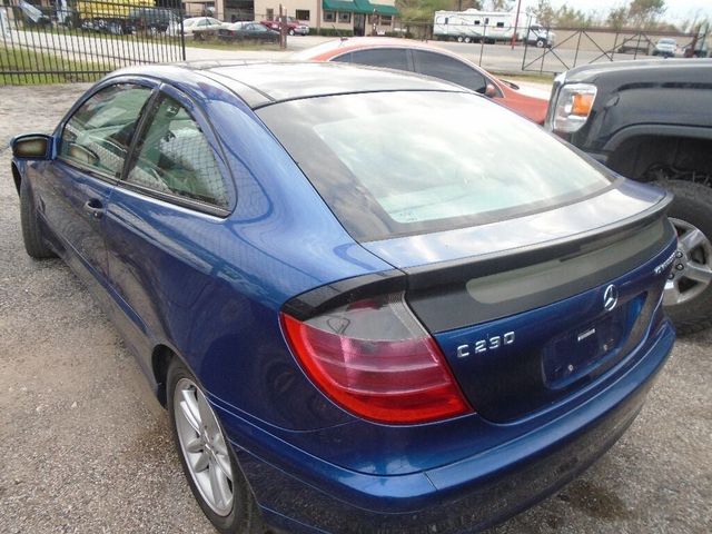 2002 Mercedes-Benz C-Class C230 2dr Coupe 2.3L - 21917692 - 2