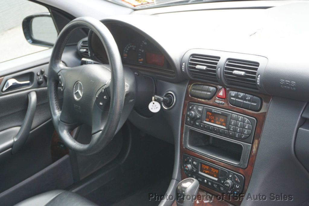 2002 Mercedes-Benz C-Class C320 4dr Sedan 3.2L - 23007127 - 19