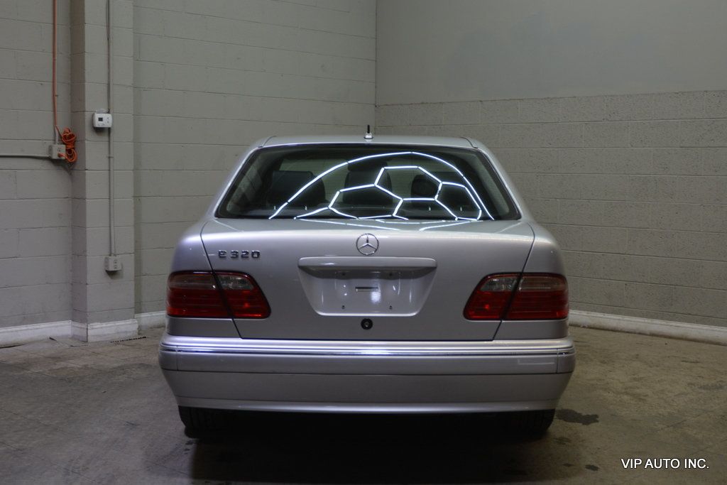 2002 Mercedes-Benz E-Class E320 SE - 23056617 - 9