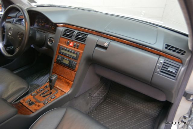 2002 Mercedes-Benz E-Class E320 SE - 23056617 - 17