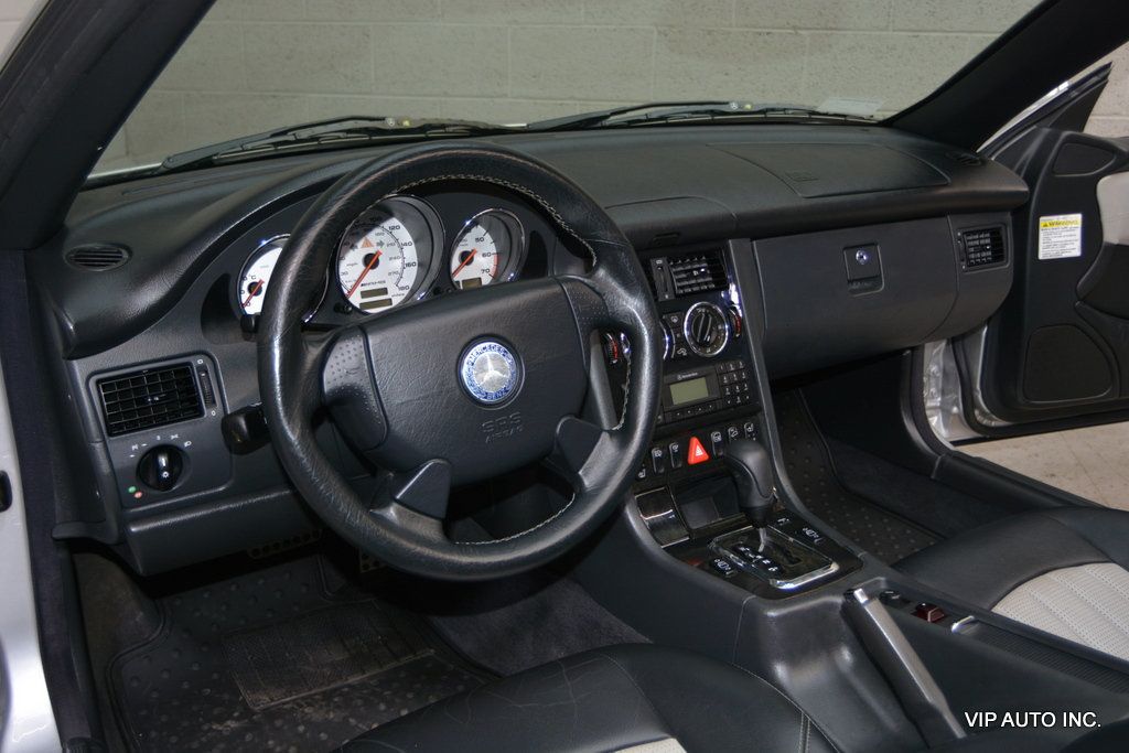 2002 Mercedes-Benz SLK 2dr Roadster 3.2L AMG - 22972350 - 14