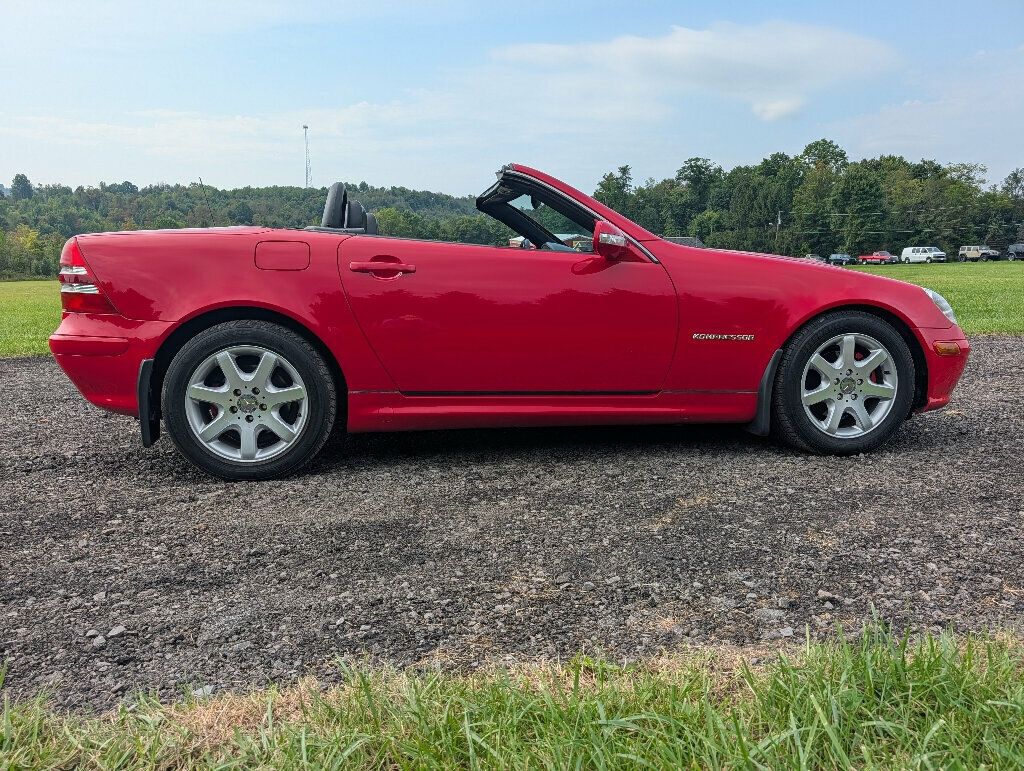 2002 Mercedes-Benz SLK Affordable - Luxury - Convertible - 23067967 - 1