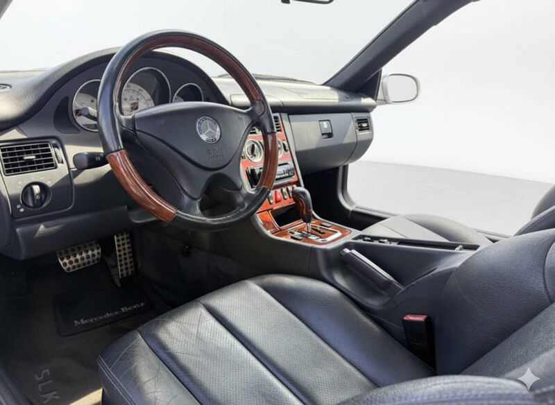 2002 Mercedes-Benz SLK Classic Mercedes Luxury - Sporty Class - Hardtop Convertible - 22913924 - 14