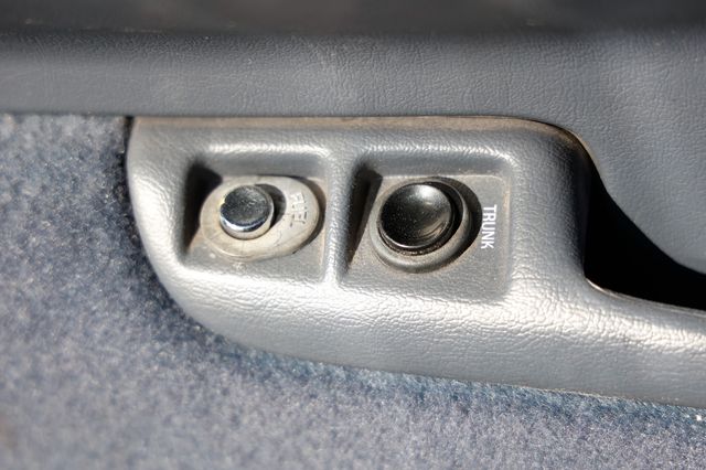 2002 Mercury Grand Marquis 4dr Sedan LS Premium - 22930824 - 34