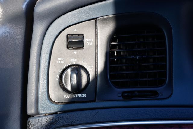 2002 Mercury Grand Marquis 4dr Sedan LS Premium - 22930824 - 35