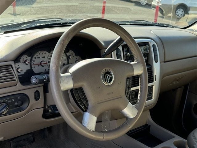 2002 Mercury Mountaineer 4dr 114" WB AWD - 22629236 - 14