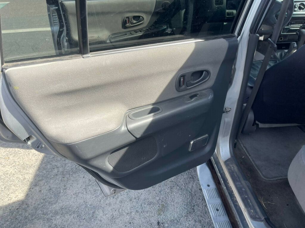 2002 Mitsubishi Montero Sport 4dr 4WD XLS - 22827015 - 14