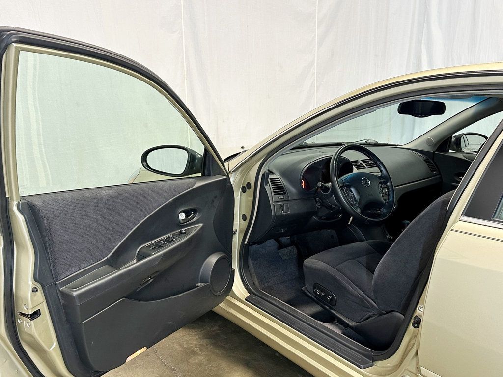 2002 Nissan Altima 4dr Sedan S Automatic - 23051681 - 14