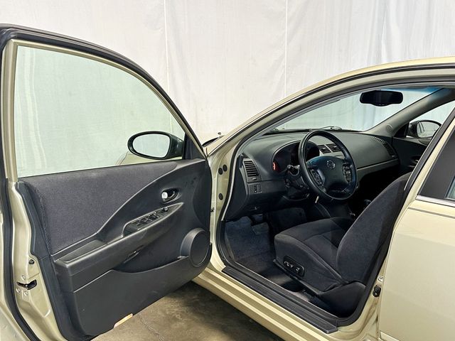 2002 Nissan Altima 4dr Sedan S Automatic - 23051681 - 14