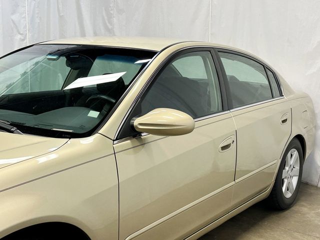 2002 Nissan Altima 4dr Sedan S Automatic - 23051681 - 2