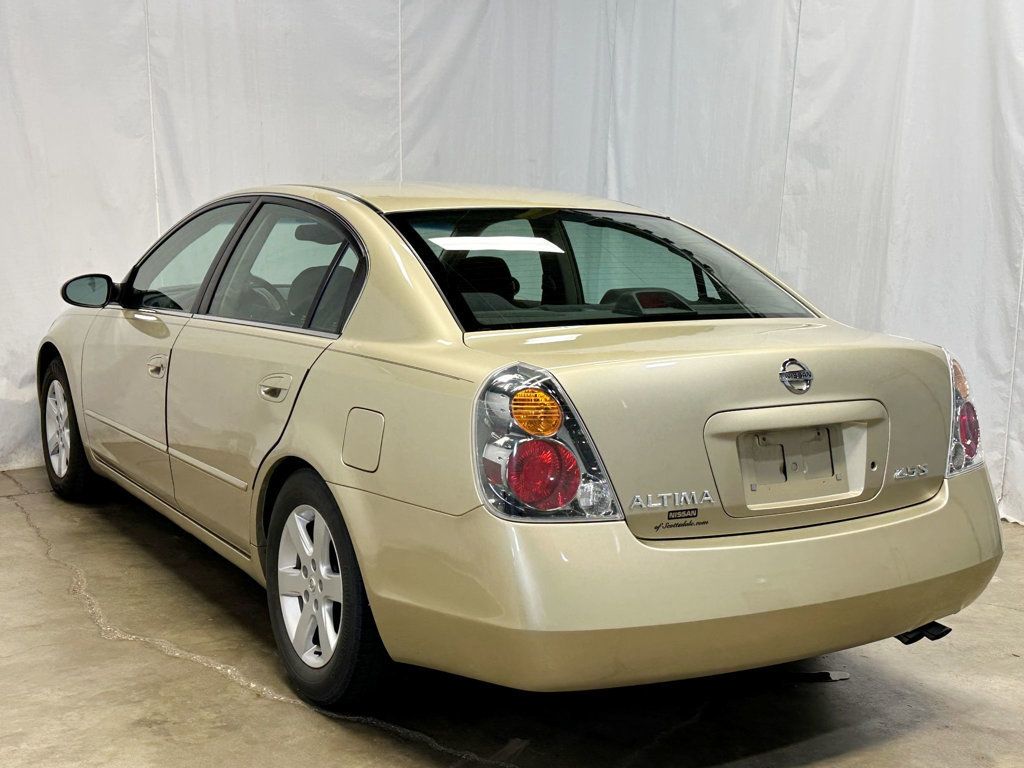2002 Nissan Altima 4dr Sedan S Automatic - 23051681 - 8