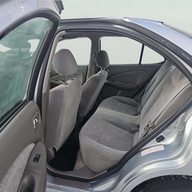 2002 Nissan Sentra 4dr Sedan GXE Automatic - 22965537 - 6