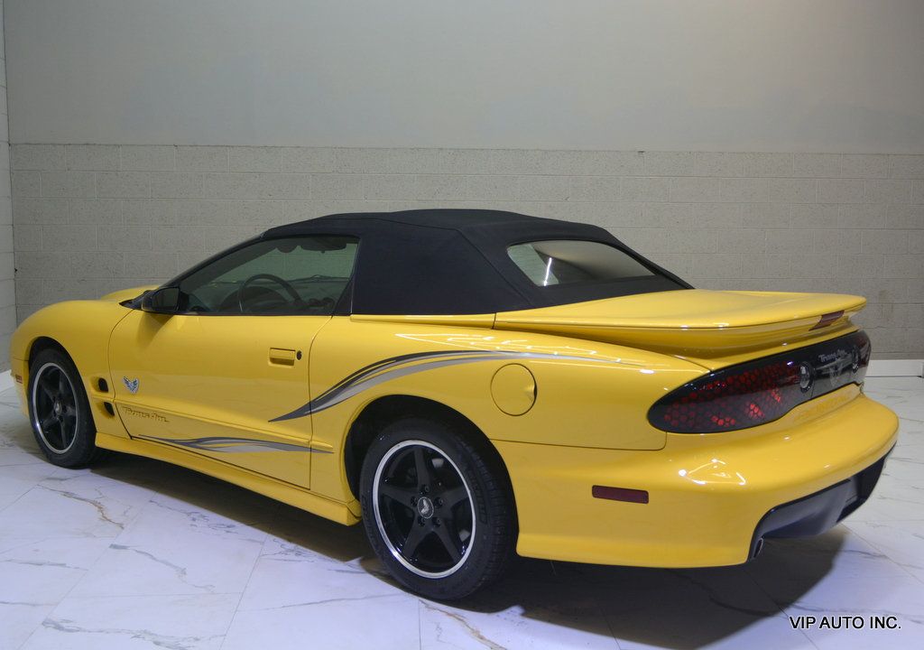 2002 Pontiac Firebird 2dr Convertible Trans Am - 23052660 - 18