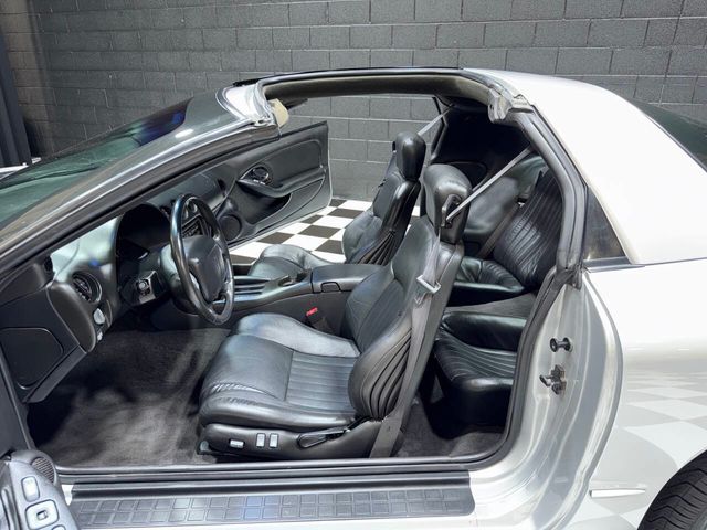 2002 Pontiac Firebird Trans Am 2dr Hatchback - 22905263 - 31