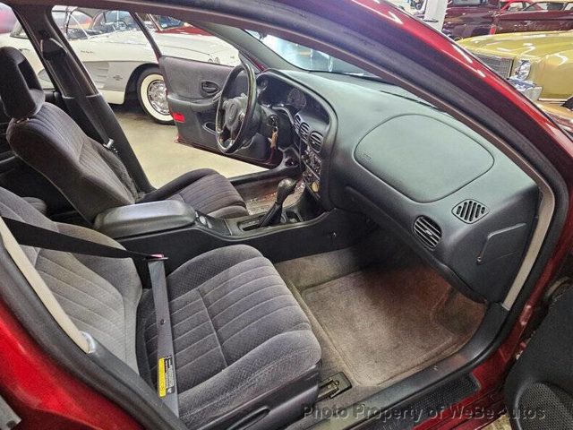 2002 Pontiac Grand Prix 4dr Sedan GT - 23002029 - 26