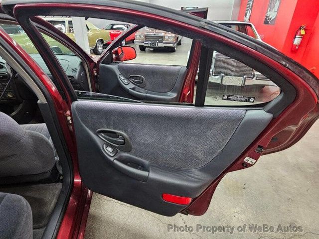 2002 Pontiac Grand Prix 4dr Sedan GT - 23002029 - 28