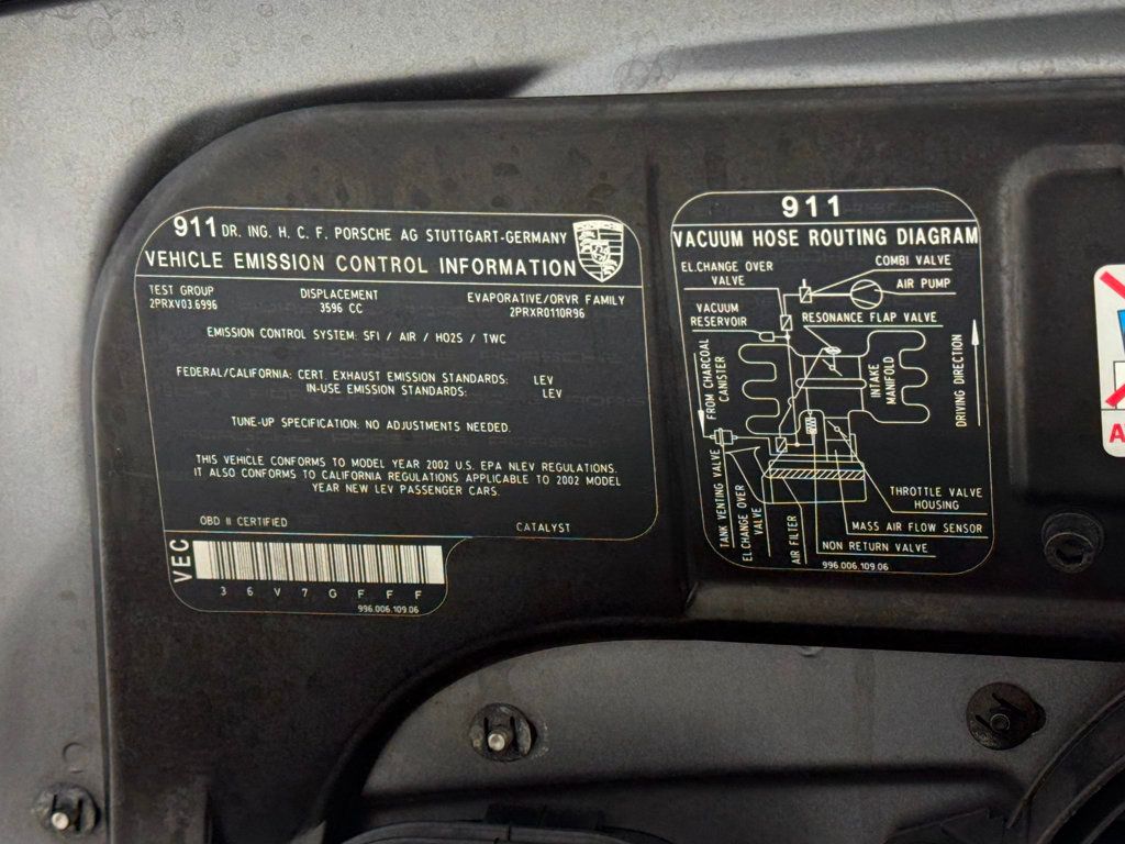 2002 Porsche 911 Carrera 2002 PORSCHE 911/996 C4 CABROLET - 22929989 - 24
