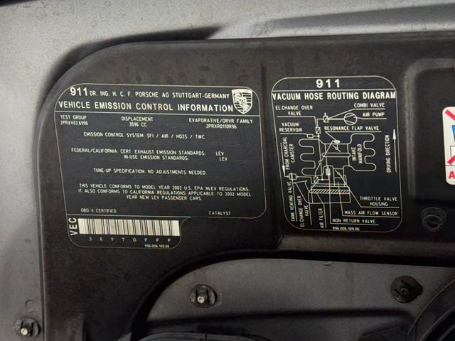 2002 Porsche 911 Carrera 2002 PORSCHE 911/996 C4 CABROLET - 22929989 - 24