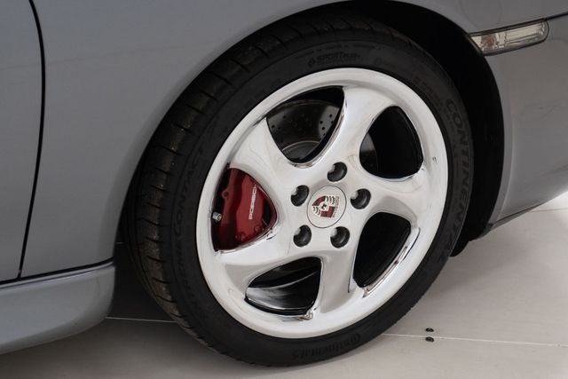 2002 Porsche 911 Carrera 2002 PORSCHE 911/996 C4 CABROLET - 22929989 - 56