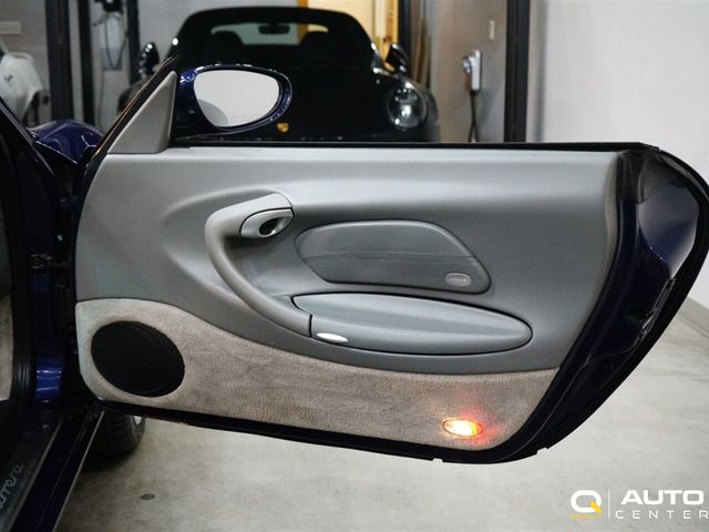 2002 Porsche 911 Carrera 2dr Carrera 4 Cabriolet 6-Speed Manual - 22937877 - 17