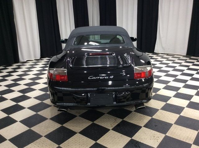 2002 Porsche 911 Cabriolet photo 2
