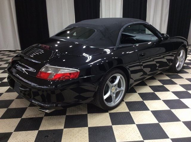 2002 Porsche 911 Cabriolet photo 3