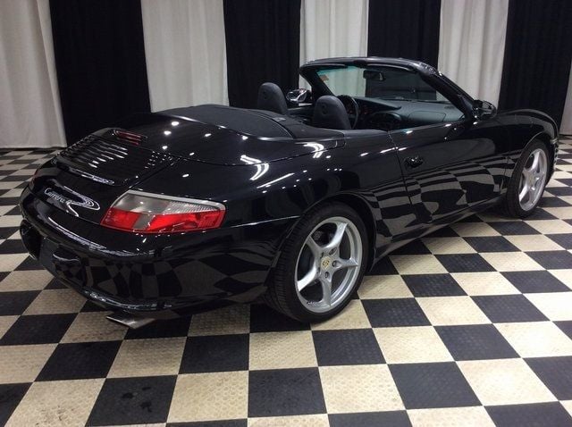 2002 Porsche 911 Cabriolet photo 6
