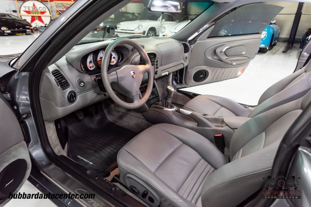 2002 Porsche 911 Coupe photo 9