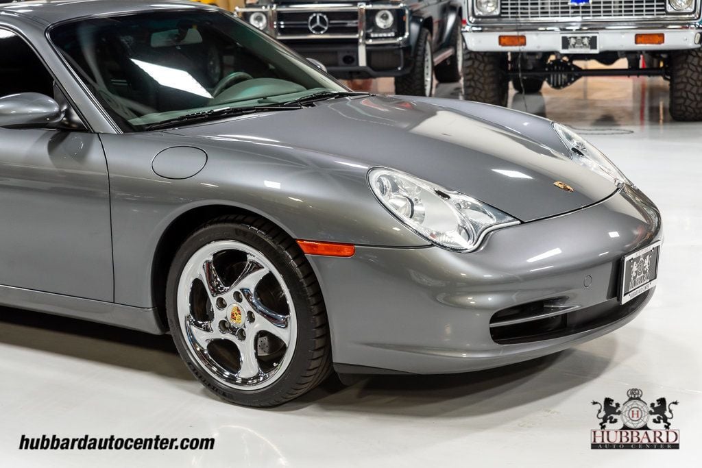 2002 Porsche 911 Coupe photo 23