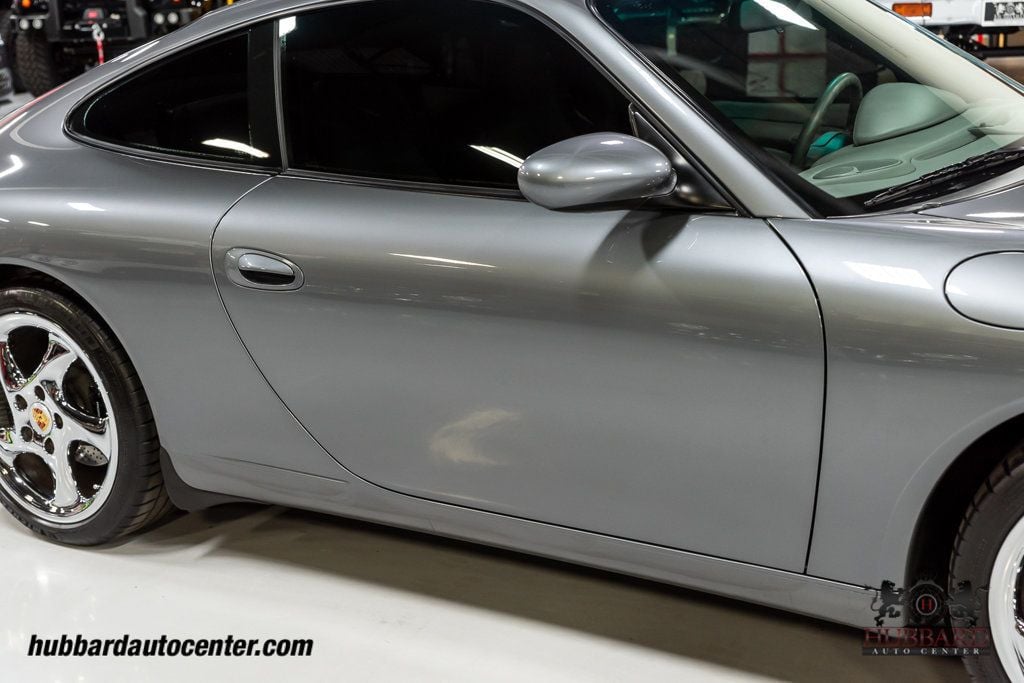 2002 Porsche 911 Coupe photo 27