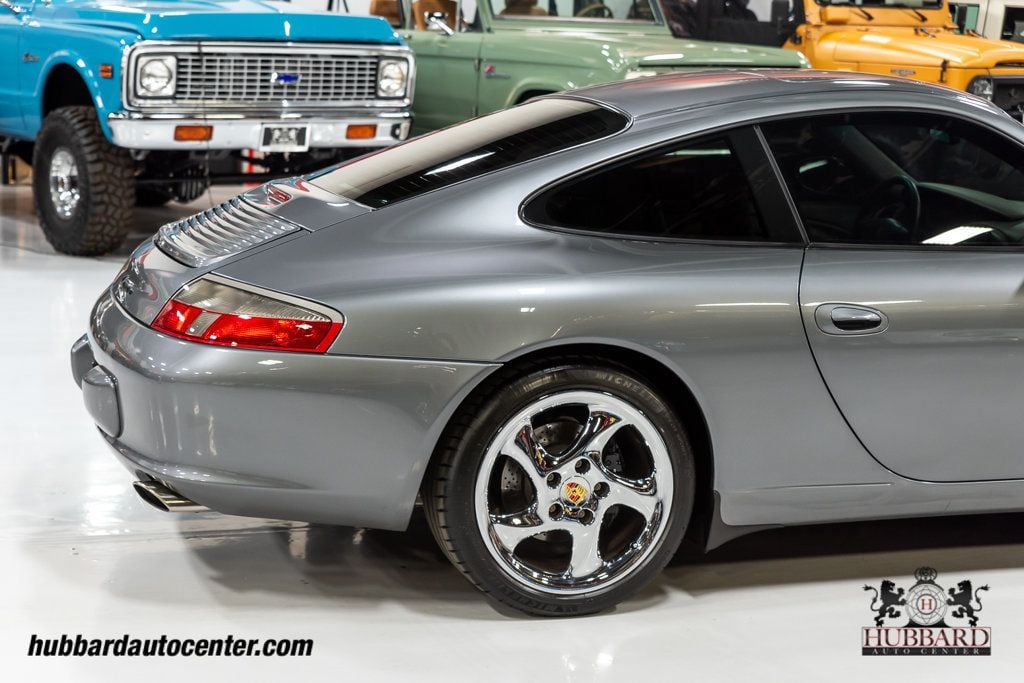 2002 Porsche 911 Coupe photo 33