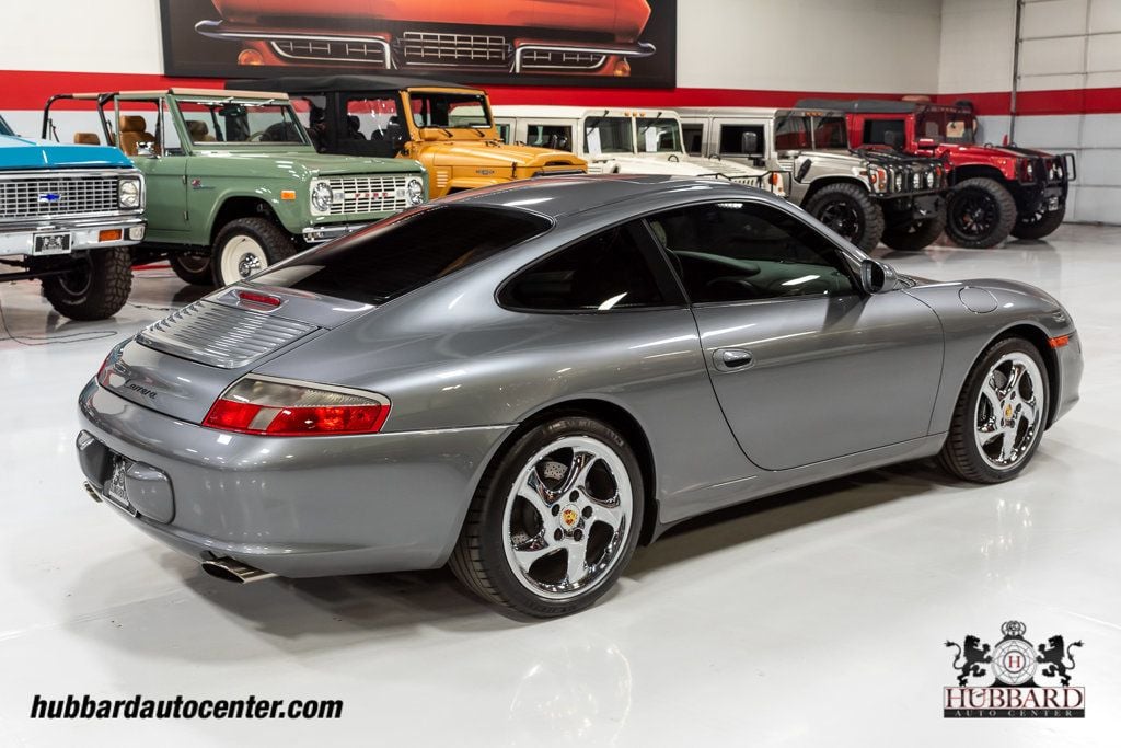 2002 Porsche 911 Coupe photo 34