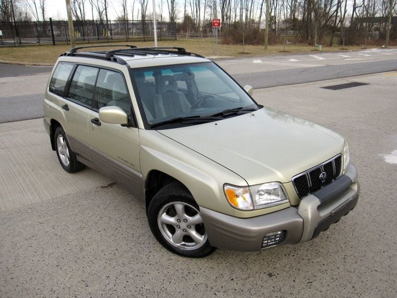 2002 Subaru Forester 4dr S Automatic w/Premium Pkg - 22347135 - 1